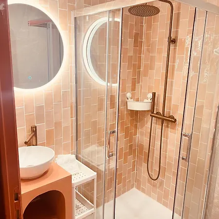 Apartament Colisee Paryż