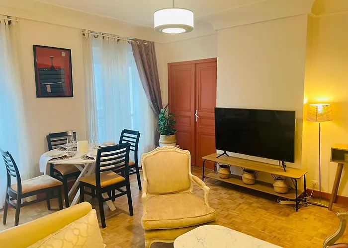 Apartament Colisee *